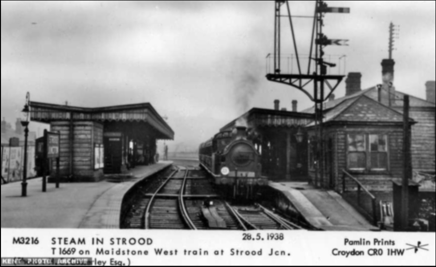 Strood Station 1938